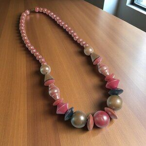 Vintage Multicolor Pink Wood Pearlized Bead Necklace 24 Inches Long Barrel Clasp